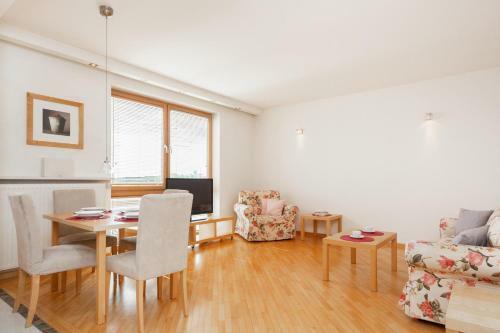 Apartments Warsaw Wilanowska By Renters