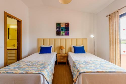 Villa Protea - 5 Bedroom, Beach, Air-con, Wifi