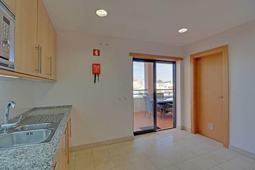 Apartamento Albufeira Modern With Pool By Homing