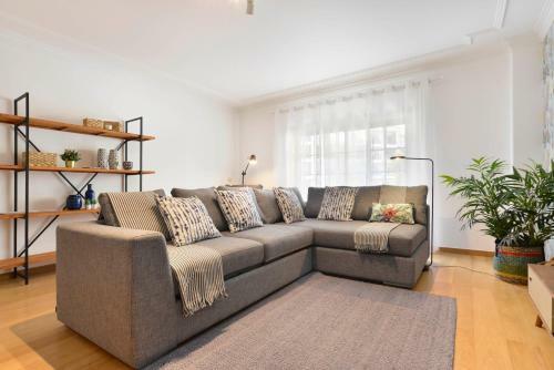 Gorgeous Beach Apartment 6pax - Checkinhome