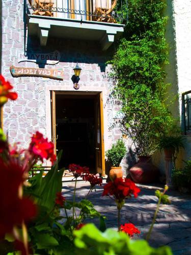 Hotel Molyvos I