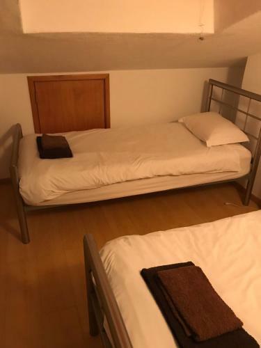 At22 4 Bed Town House Vale de Parra