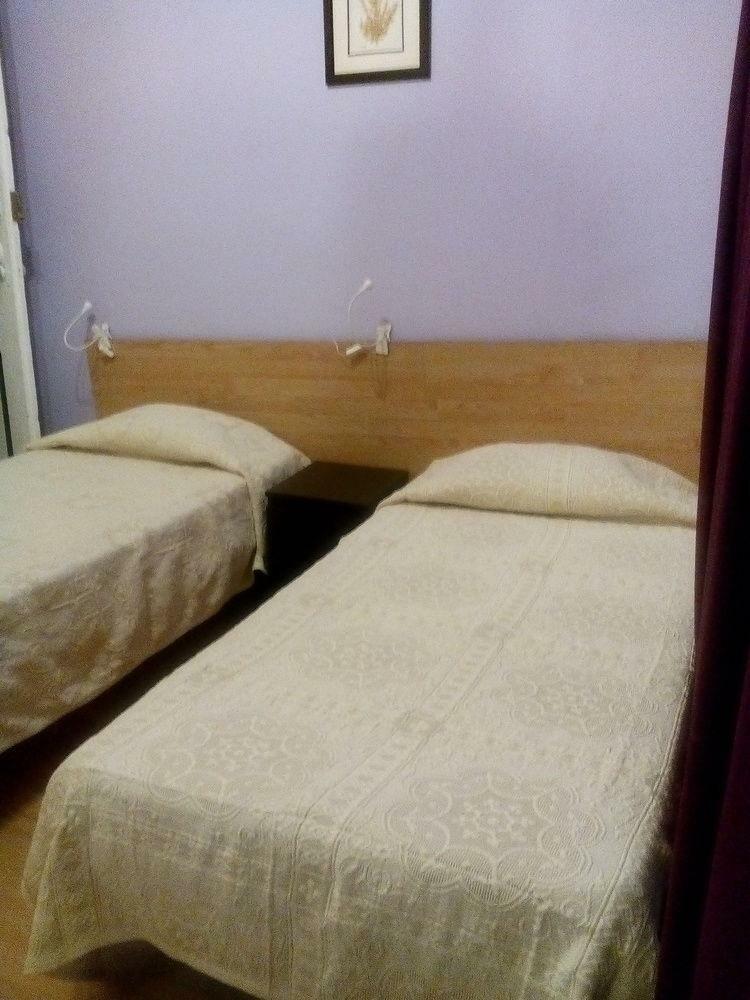 Albergue Pensao Sao Joao Da Pra�a