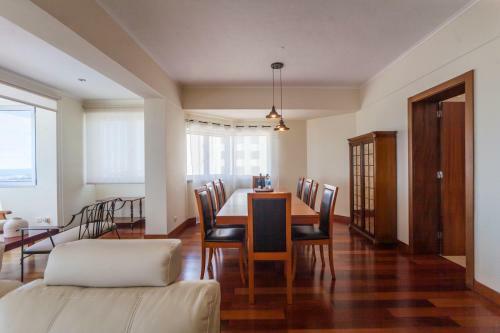 Deluxe Marina Apartment - Azorean Butler