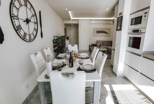Apartamento T2 Rocha Vista Mar Dubai