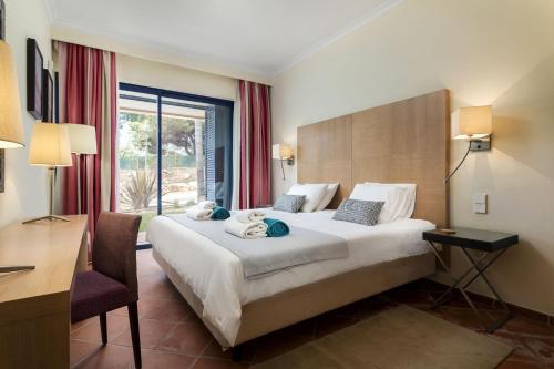 Luxury 2 Bedroom Apartment In Vila Sol Resort