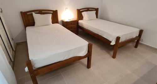 Vale Do Lobo Villa Sleeps 6 Pool Air Con Wifi
