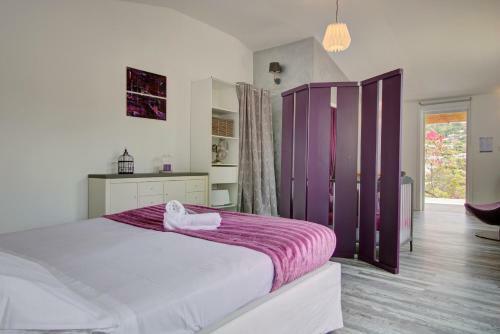 Bed & Breakfast Les Sereins - D�connectez Et Ressourcez-vous Chez Nous