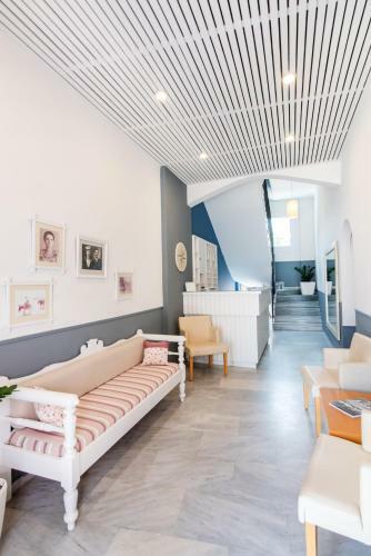 Hostal Flora
