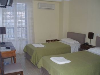 Hotel Delfinia