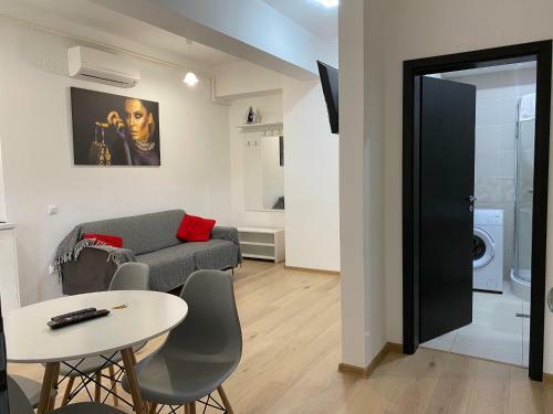Tod Apartments Palas