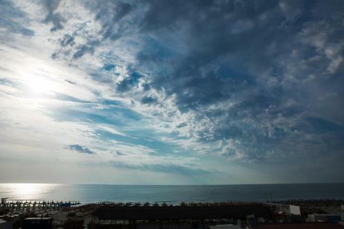 Hotel Salos Beach Resort