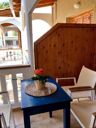 Apartamentos Nicolas Beach