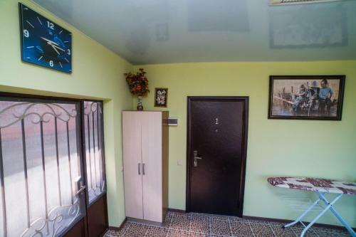 Hostal Svetlana Guest House
