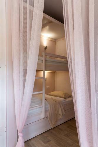 Botanika Hostel