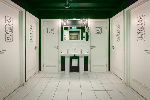 Albergue Capsule Hotel Interqube Bolshaya Polyanka