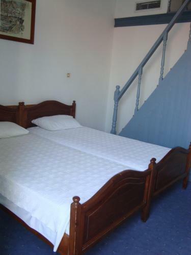 Chorio Hotel