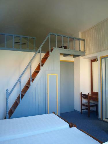 Chorio Hotel