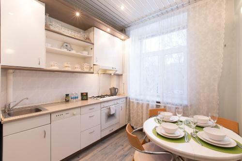 Lux Apartments - Kutuzovskiy Prospekt