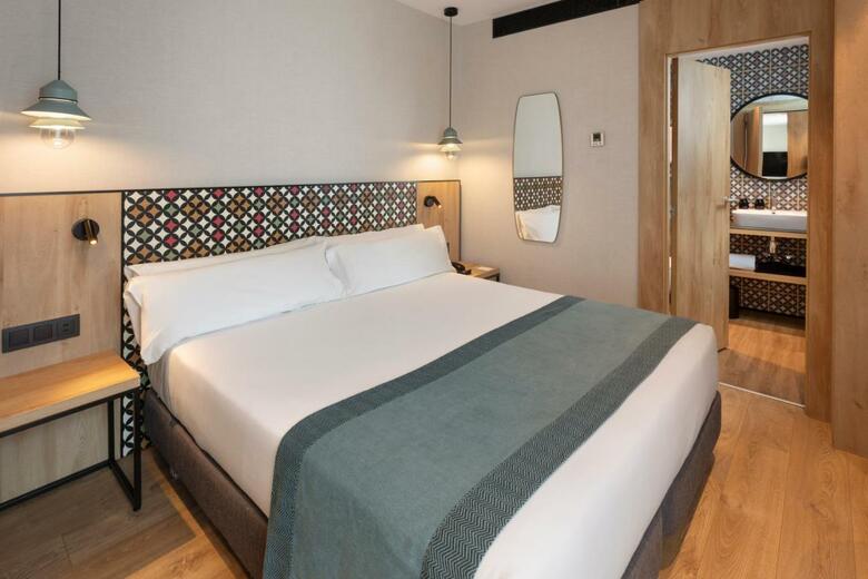 Hotel Catalonia Excelsior