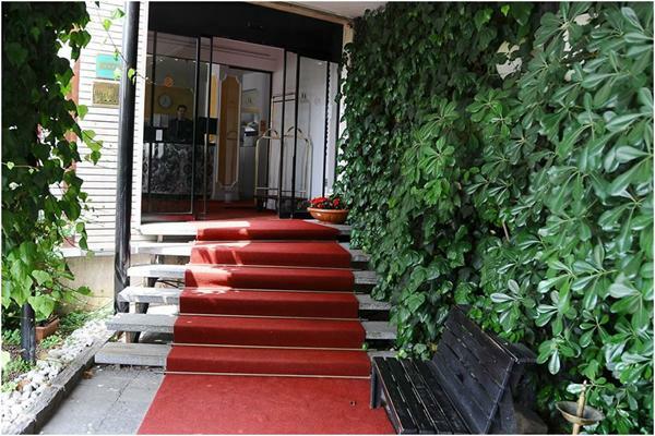 Hotel Adam