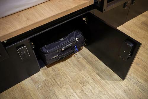 Inbox Capsule Hotel