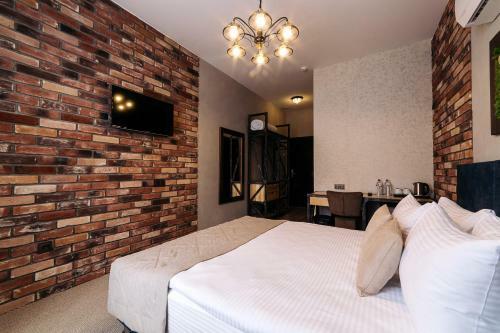 Dubrava Hotel