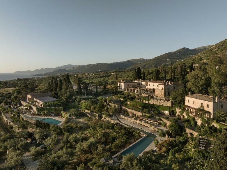 Kinsterna Hotel & Spa