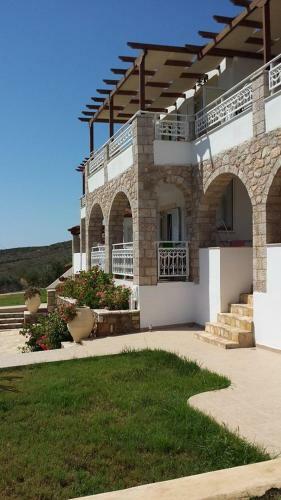 Hostal Voula Rooms