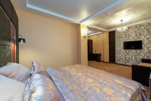 Hotel ??????