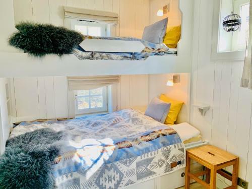 Villa �re Travel - Tottvillan