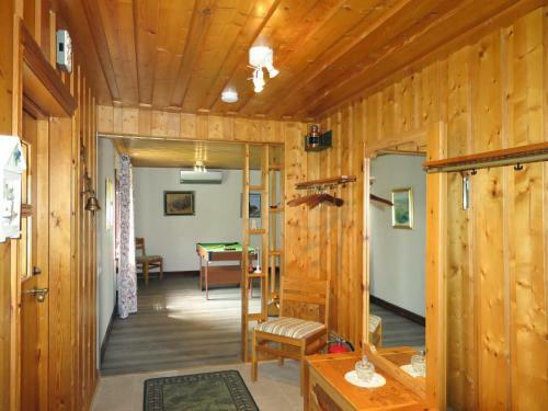 Holiday Home Lunnekullens G�rd - Vgt123