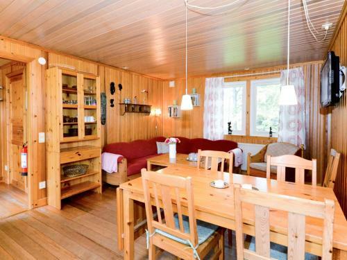Holiday Home Kvarnforsen Nian - Hal052