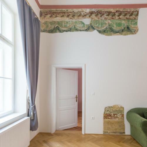 Barbo Palace Apartments And Rooms