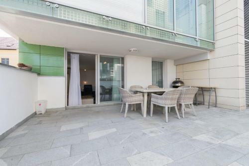 Njego?eva Apartment With Big Terrace