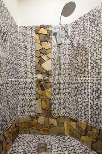 Hostal Penzi�n A Re?taur�cia Artin