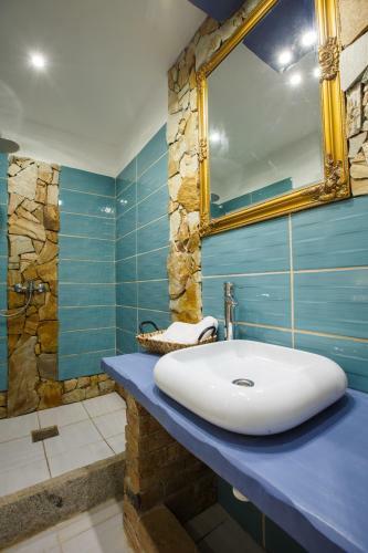Hostal Penzi�n A Re?taur�cia Artin