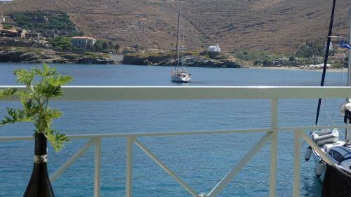 Hostal Aegean View Seaside Rooms & Studios