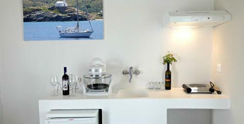 Hostal Aegean View Seaside Rooms & Studios