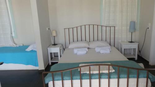 Hostal Aegean View Seaside Rooms & Studios