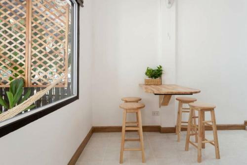 Basic&cozy Townhouse Close To Nimman And Old Town