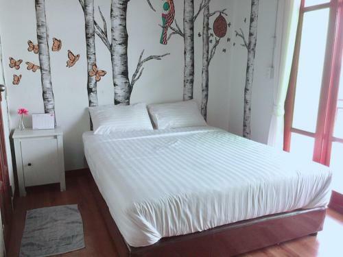 Hostal Baan Khun Nine