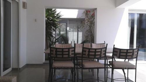 Exceptional Villa Near The Beaches