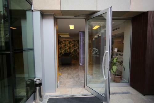 Grand Nora Hotel