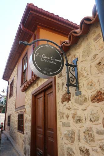 Bed & Breakfast La Casa Carina Butik Otel