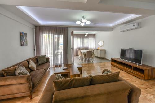 Villa Mozaik - 3 Bedroom Holiday Villa In �al??