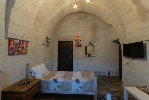 Vintage Cave House Hotel