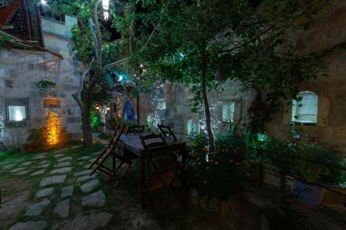 Vintage Cave House Hotel