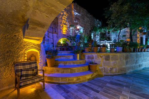 Vintage Cave House Hotel