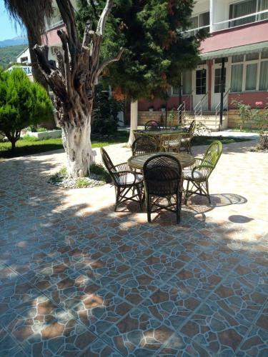 Selina Hotel